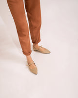 bailarinas en lino color topo fabricadas en España