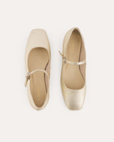 bailarinas en piel metalizada dorada fabricadas en España