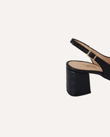 zapatos de salón destalonados piel efecto coco con tacón midi ancho y plantilla super cómoda. Fabricados a mano en España