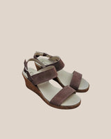 Sandalias topo con cuña media de yute ecológico y tres tiras para máxima sujeción fabricadas en España