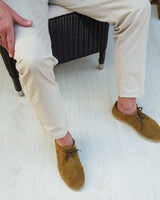 Zapatillas de cordones de hombre en piel verde kaki fabricadas a mano en España con yute natural