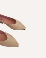 bailarinas en punta piel beige made in Spain