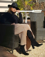 Botas altas negras caña elástica. Fabricadas y diseñadas en España de forma sostenible