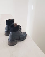 botines militares en piel negra fabricados artesanalmente en España