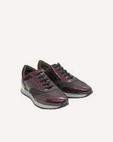 deportivos de mujer charol burdeos