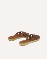 Sandalia Plana Tiras Cruzadas Piel Marrón