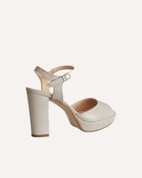 sandalias altas con plataforma en piel perla cassani made in Spain