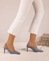 zapatos de salón de tacón alto fino. Stilettos en ante color tejano fabricados en España