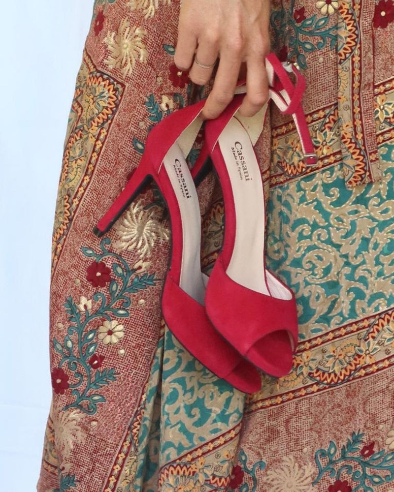 sandalias tacón alto aguja en piel roja  fabricadas a mano en España