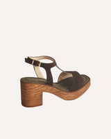 Sandalias con plataforma en piel serraje kaki fabricadas en España. Cassani Made in Spain